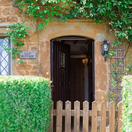 Lily Cottage Tew Exterior photo