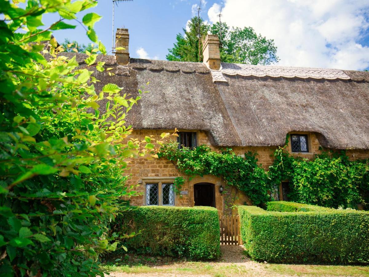 Lily Cottage Tew Exterior photo