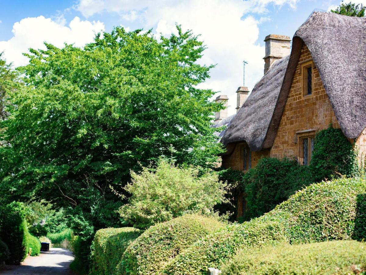 Lily Cottage Tew Exterior photo